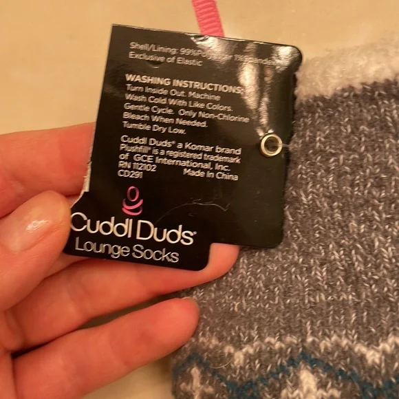2 pairs cuddle duds super soft slipper socks - Picture 3 of 6